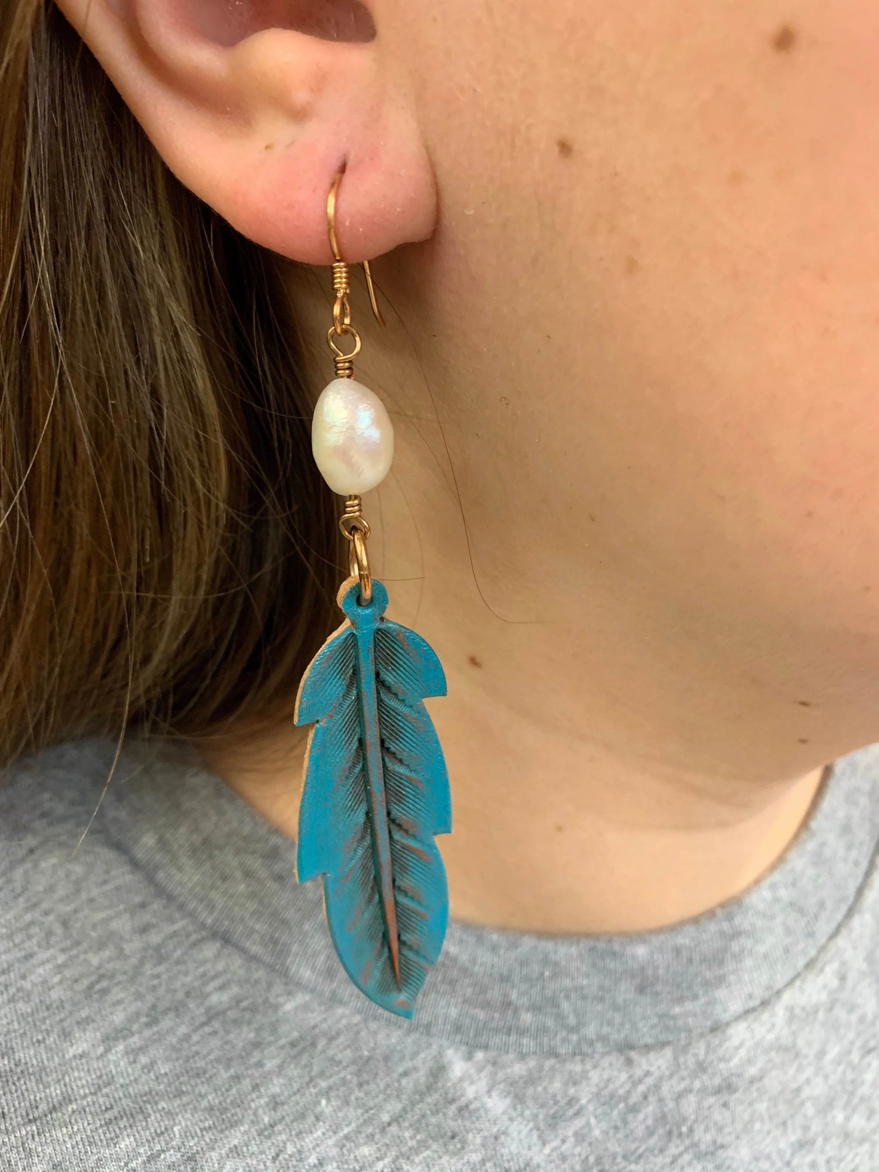 14089 Leather Feather Earrings