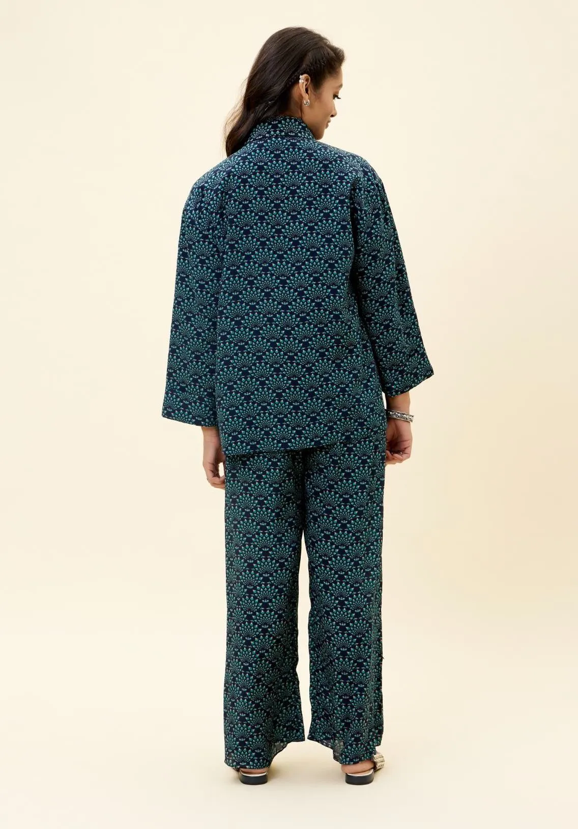 Blue Print Oversized Shaket With Pants