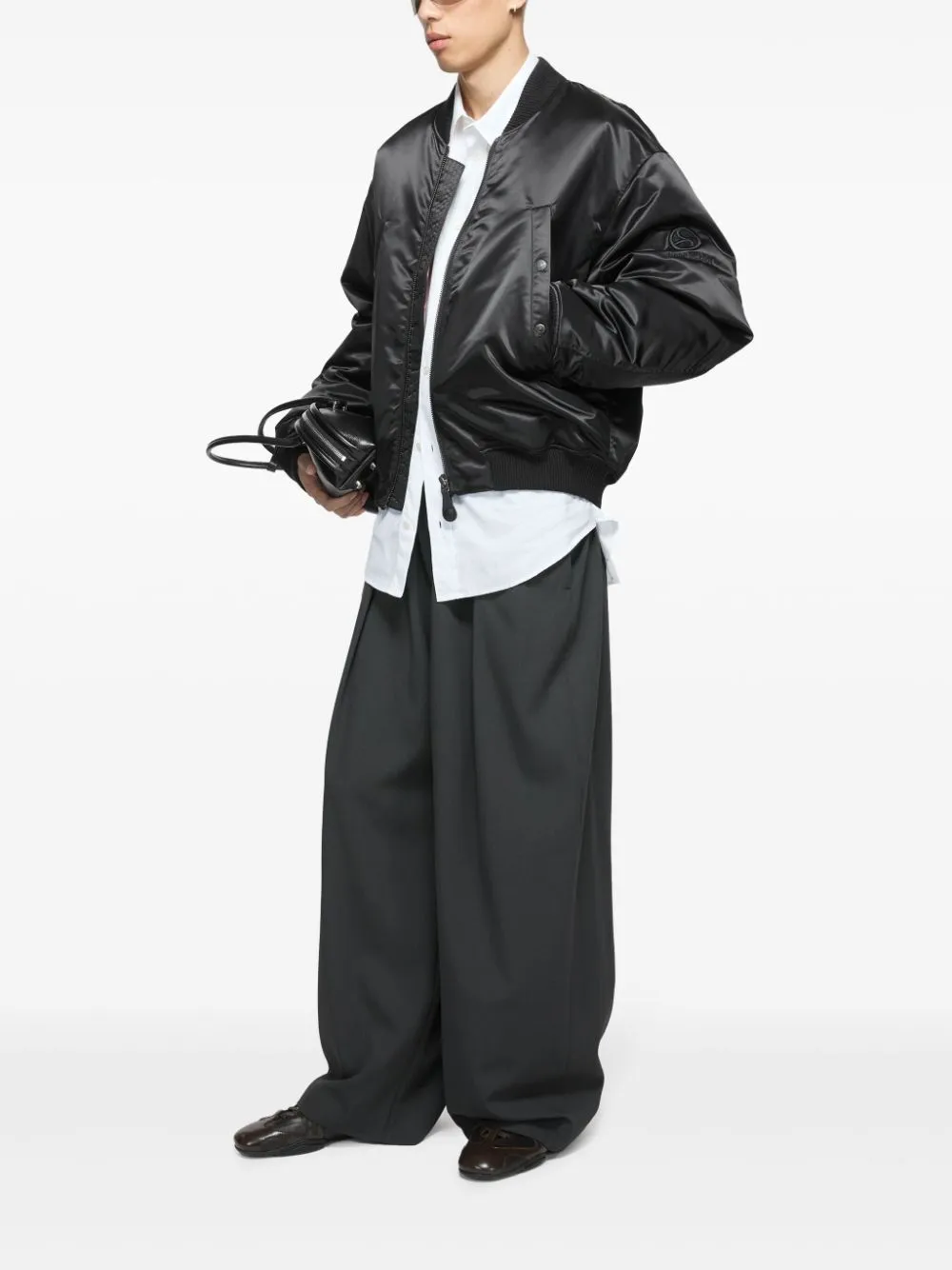 BOMBER JACKET