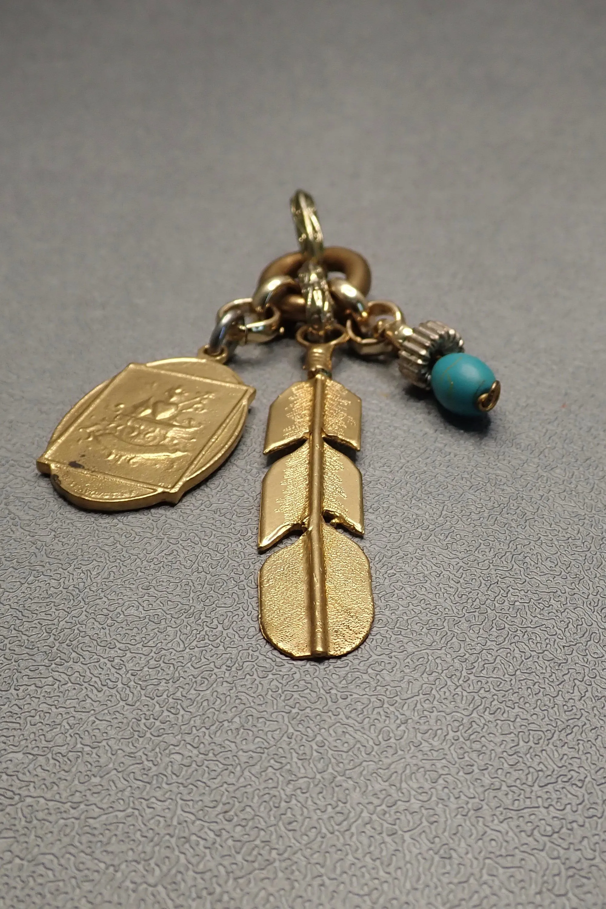 FEATHER & TURQUOISE PENDANT
