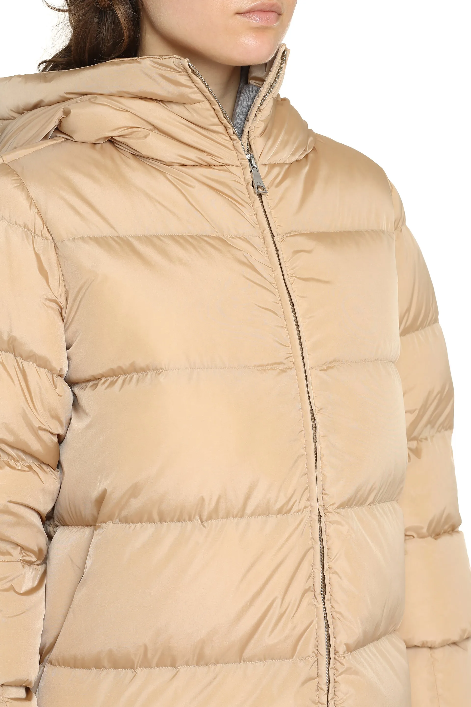 Hooded nylon down jacket
