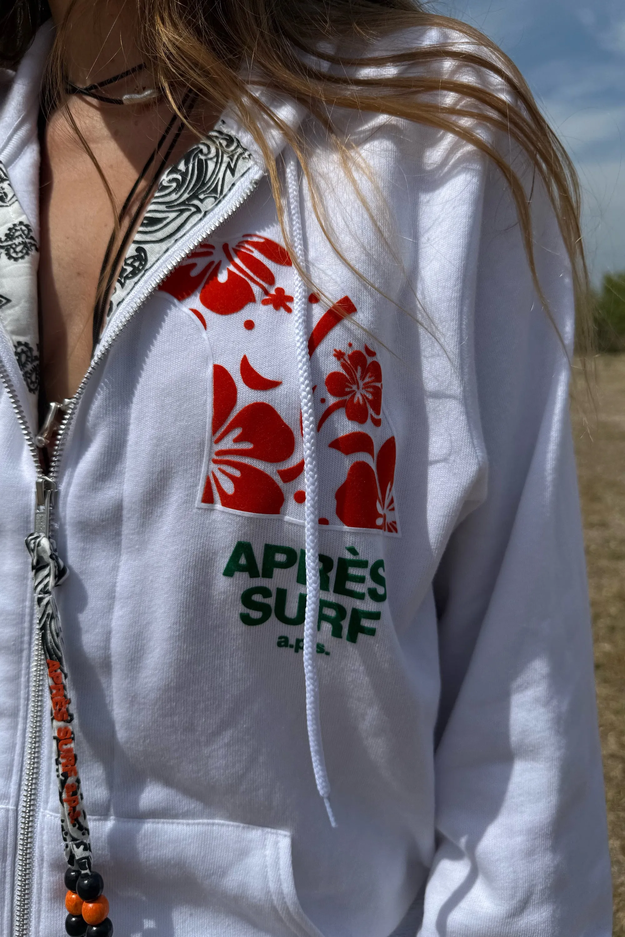 IAN HOODIE ZIP