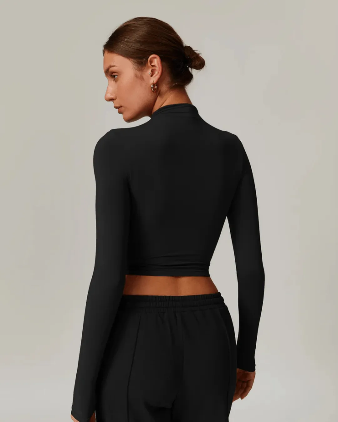 KIARA LUXE FIT LONG SLEEVE TOP