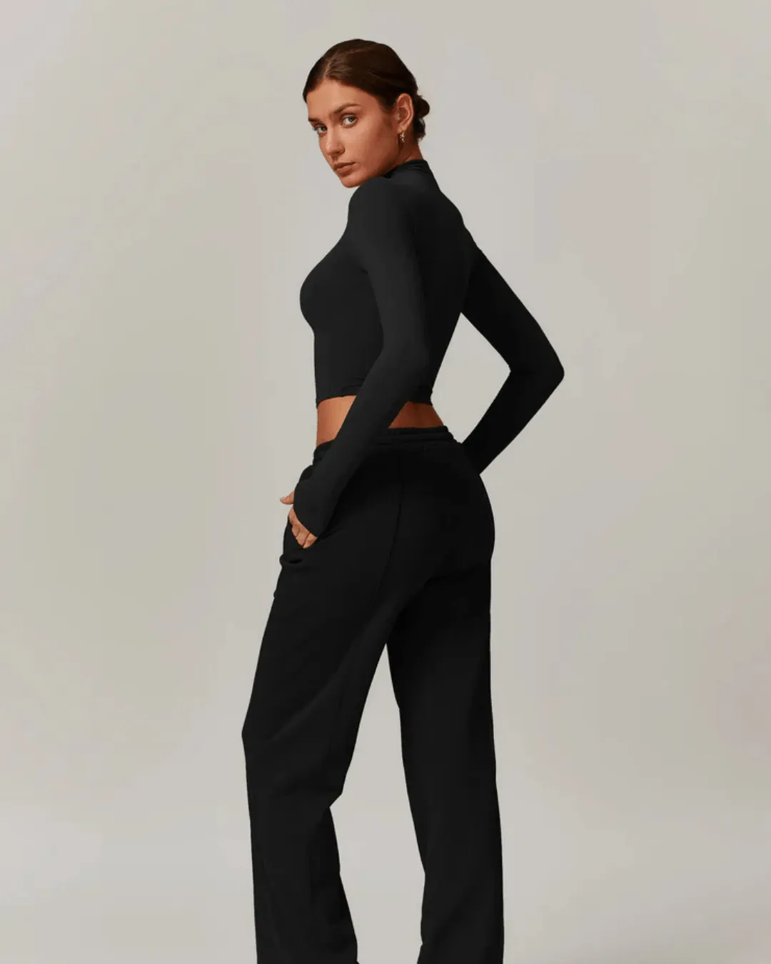 KIARA LUXE FIT LONG SLEEVE TOP
