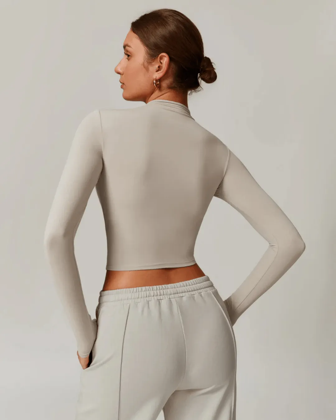 KIARA LUXE FIT LONG SLEEVE TOP