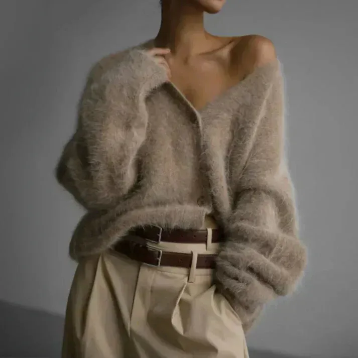 LAVERNE - COZY OVERSIZED ELEGANT SWEATER