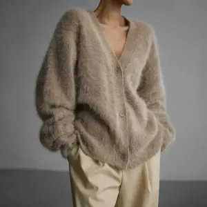 LAVERNE - COZY OVERSIZED ELEGANT SWEATER