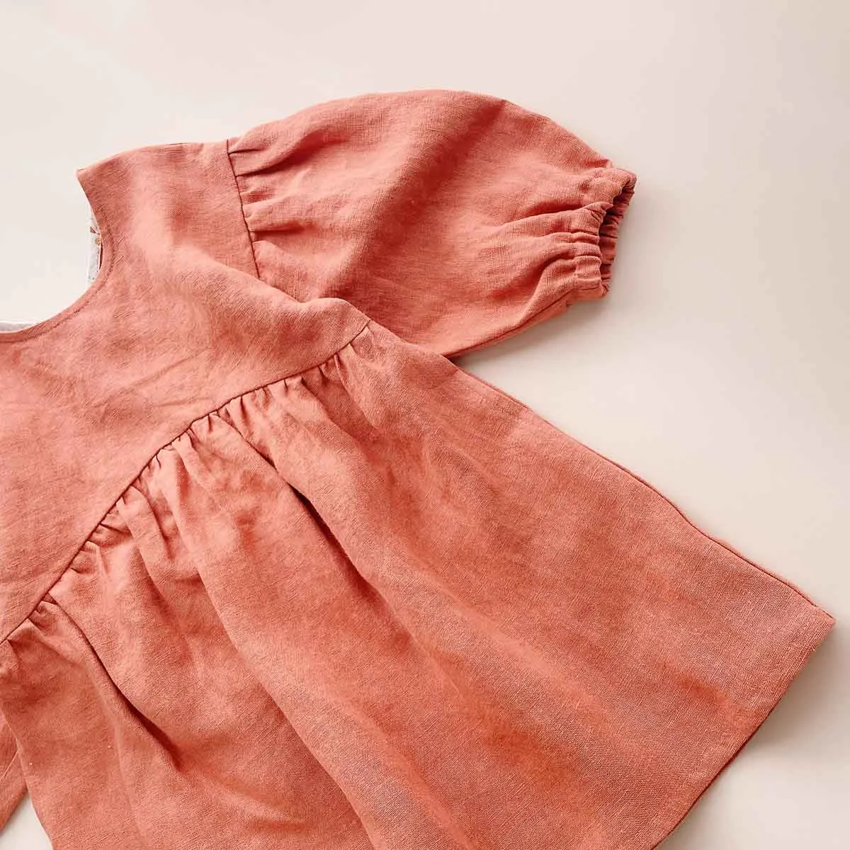 Lucia Reversible Linen Dress | Peach