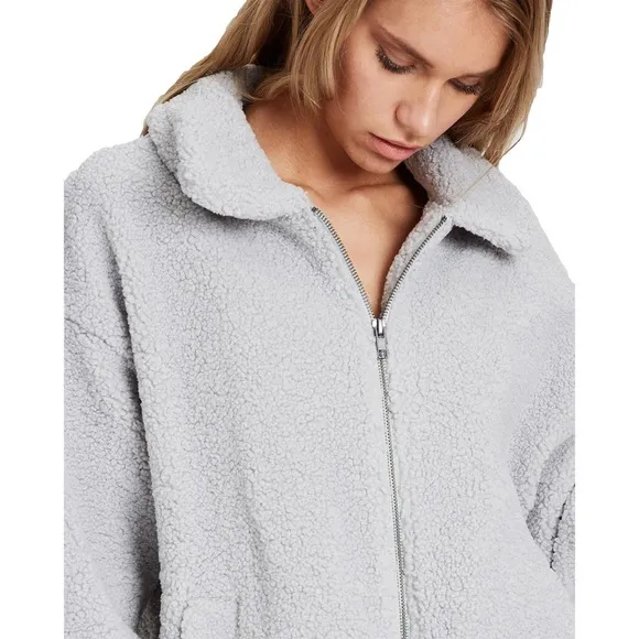 LuLu’s Charlie Holiday Oversized Sherpa Fleece Cozy Somerset Jacket