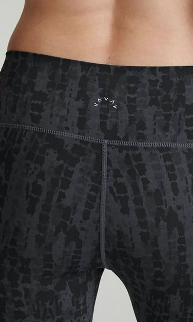 Luna Legging - Textured Scales
