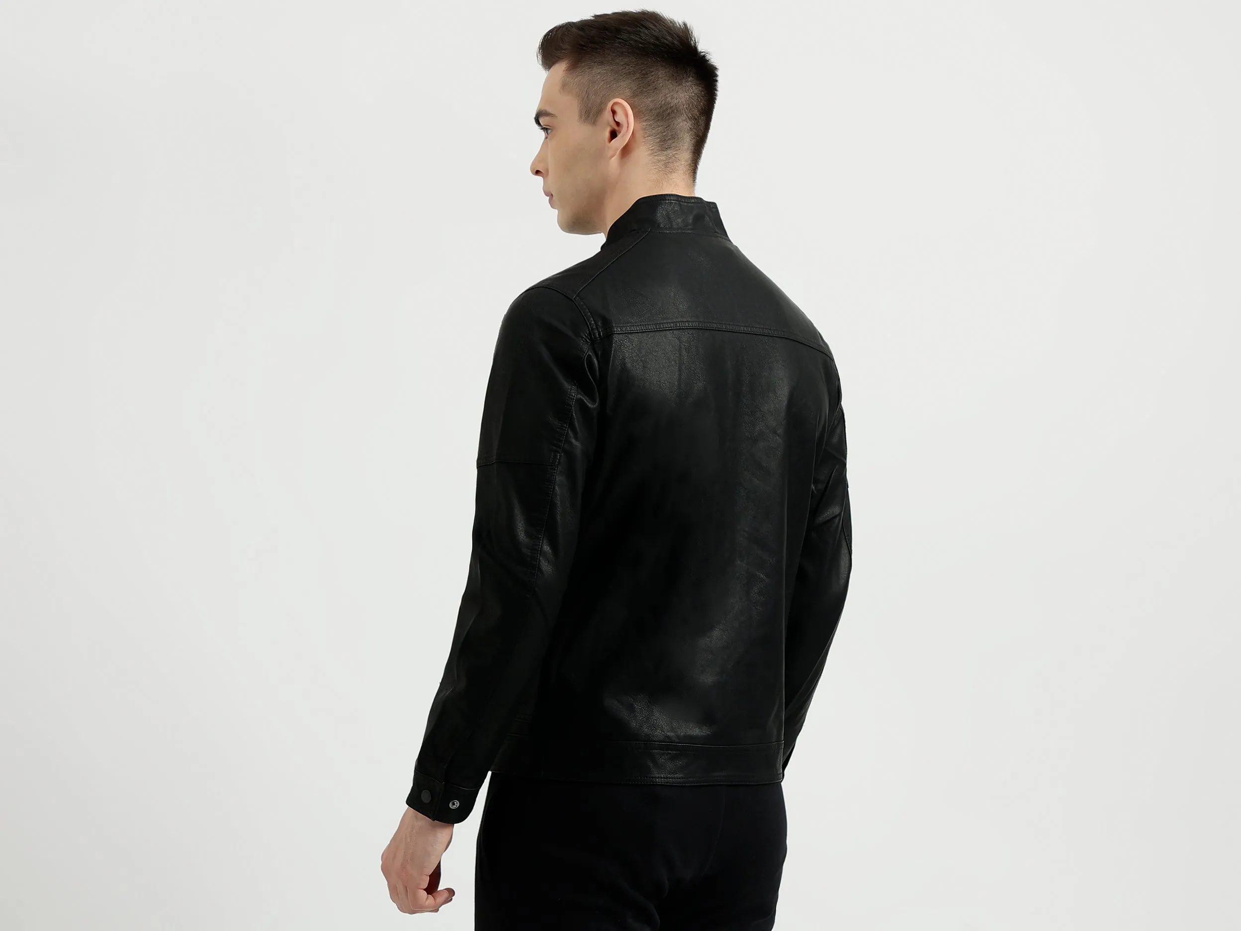 Men's Regular Fit Band Collar Textured Jacket