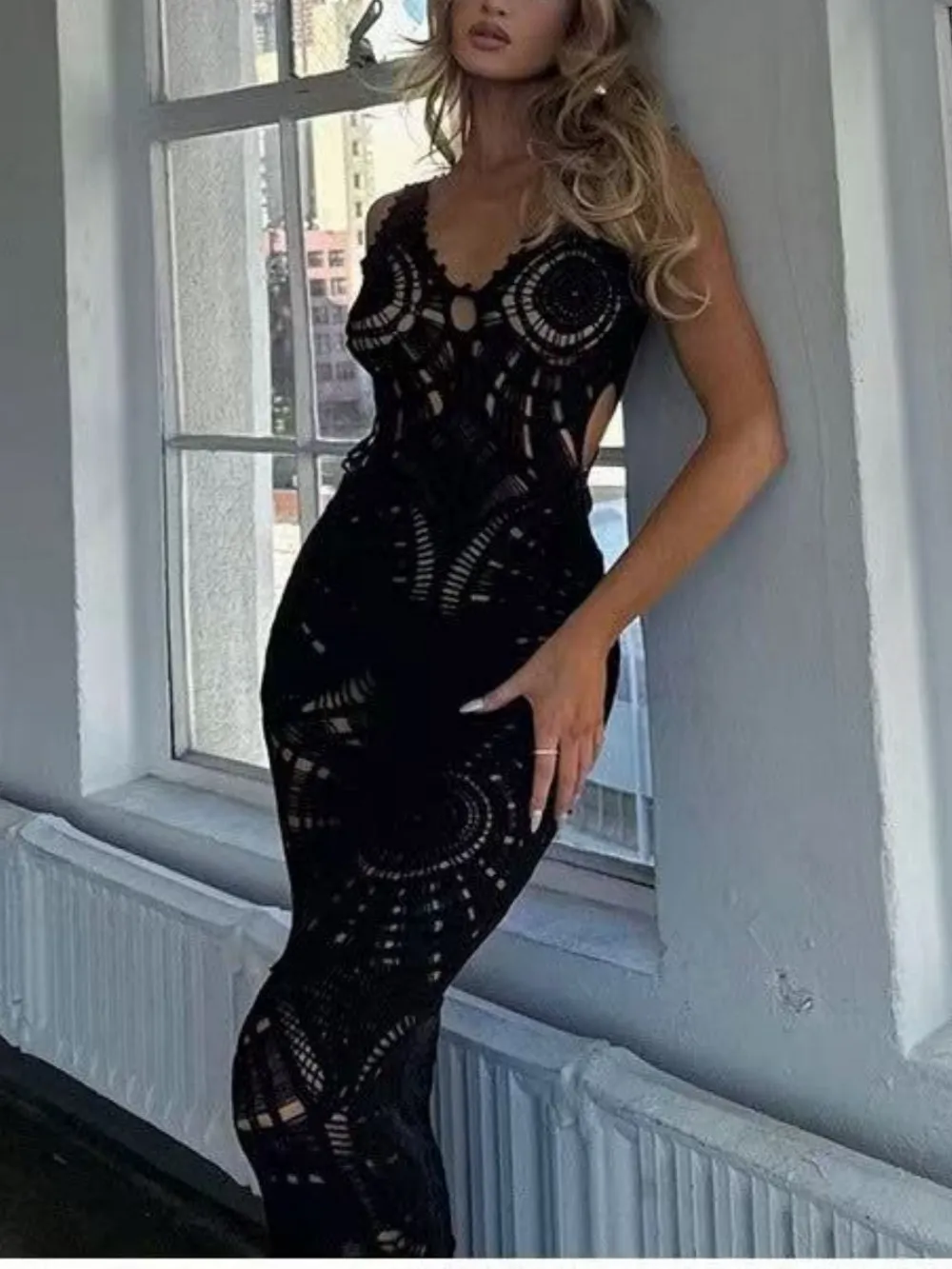 Monica Chic Sleeveless Maxi Dress