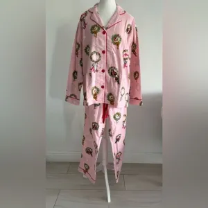New comfy  2 piece Christmas pjs !! For cat lovers!!