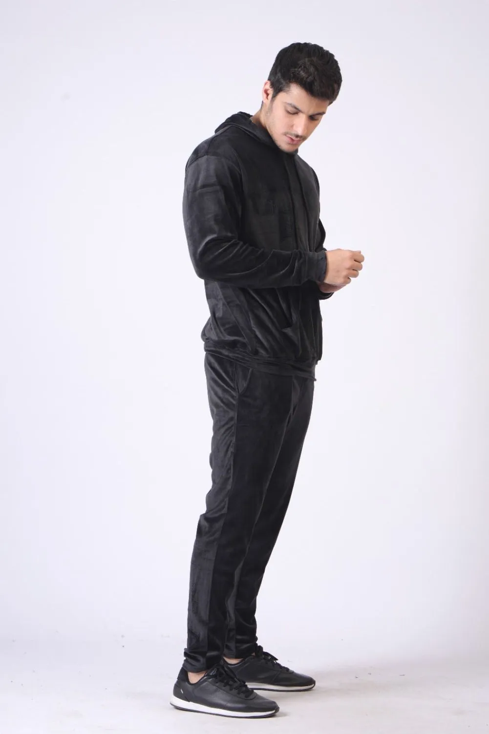 Nomad velour Hoodie