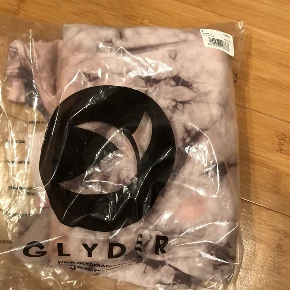 NWT Glyder Lounge Long Sleeve