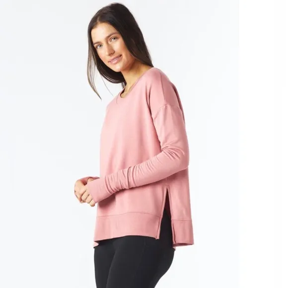 NWT Glyder Lounge Long Sleeve