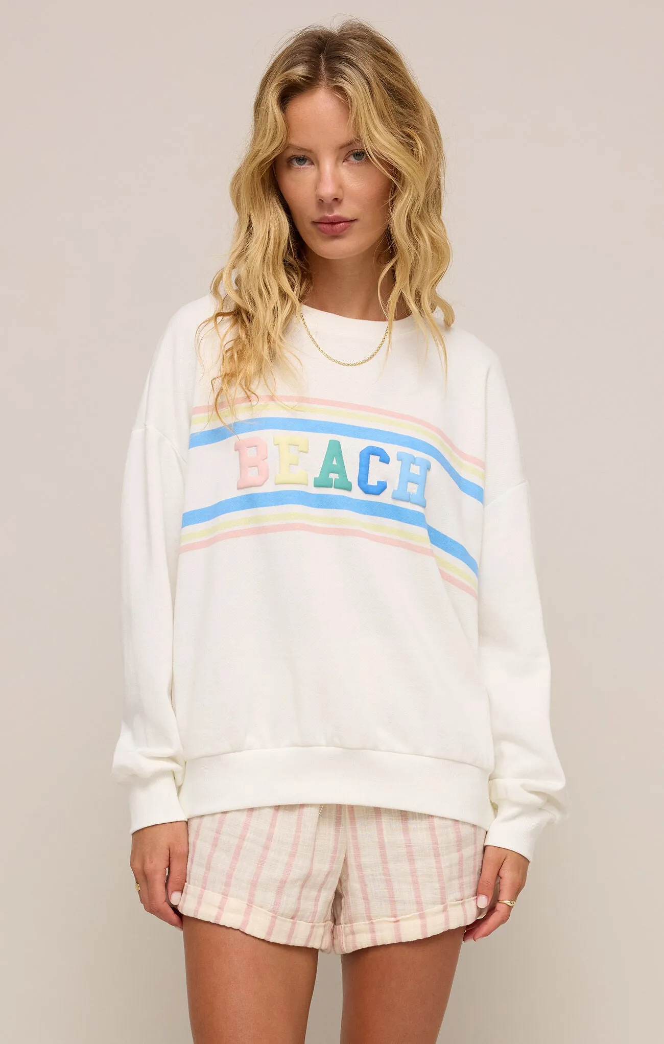 Oversized Sweatshirt Beach