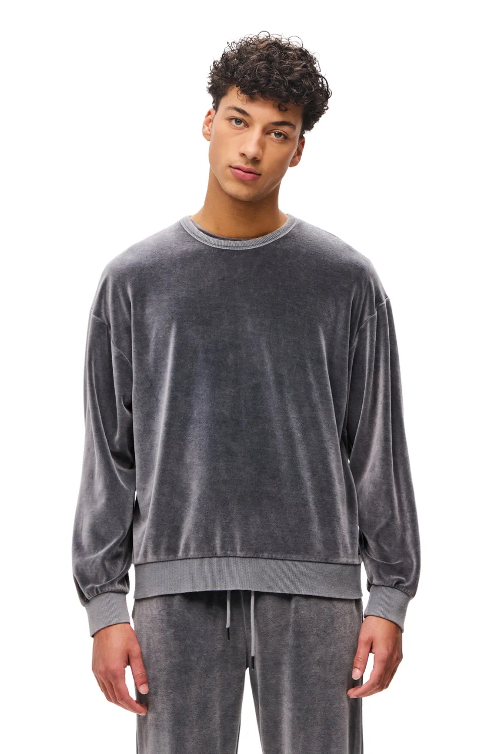 OVERSIZED VELVET CREWNECK