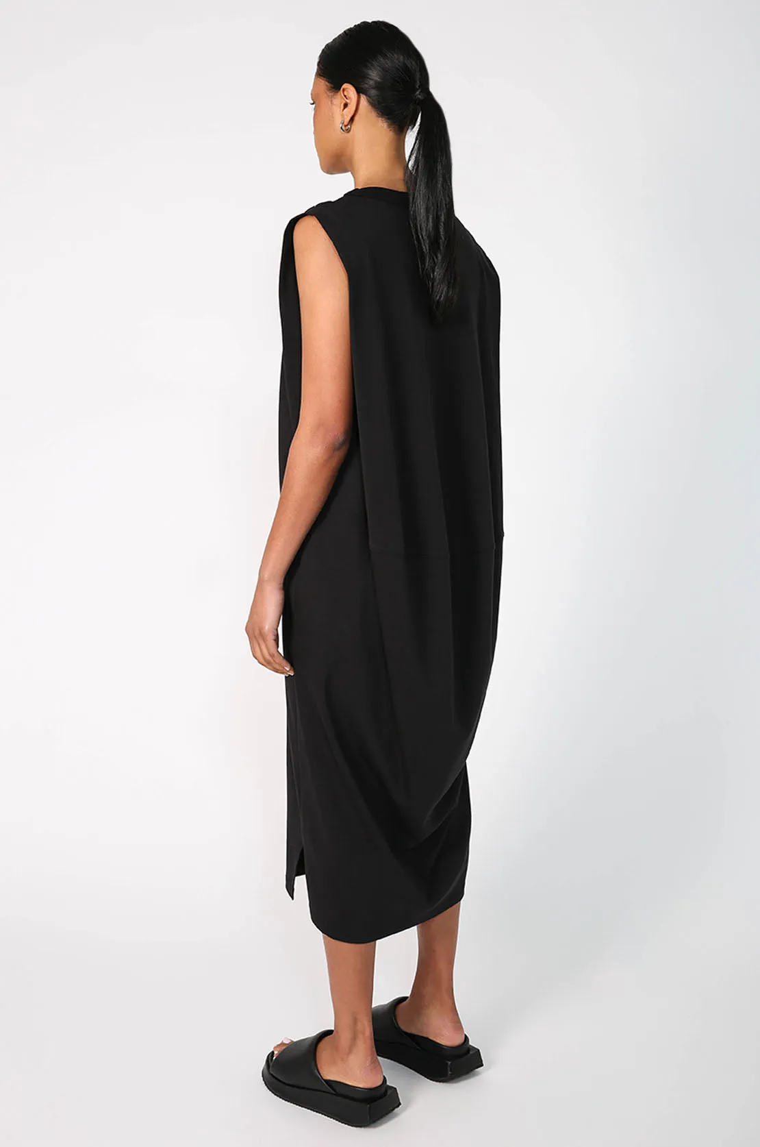 seek dress / black
