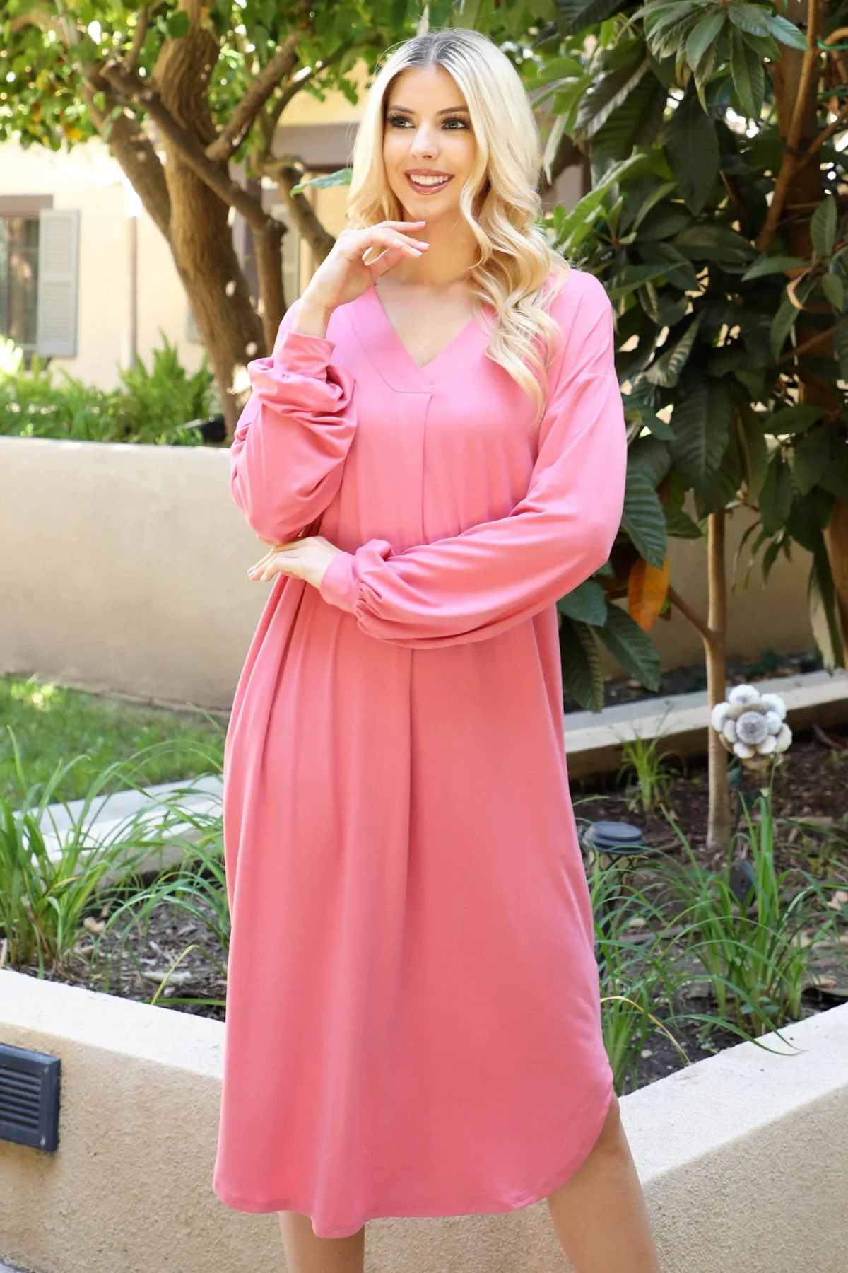 Solid V-Neck Long Sleeve Dolphin Hem Dress