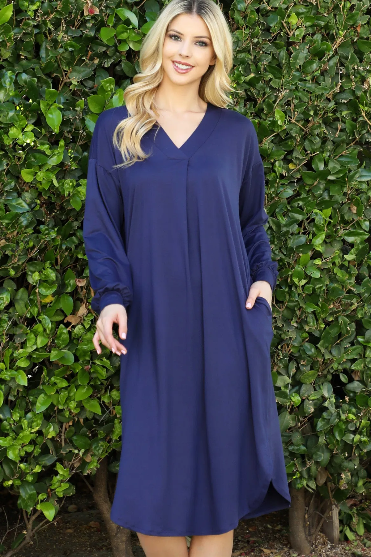 Solid V-Neck Long Sleeve Dolphin Hem Dress