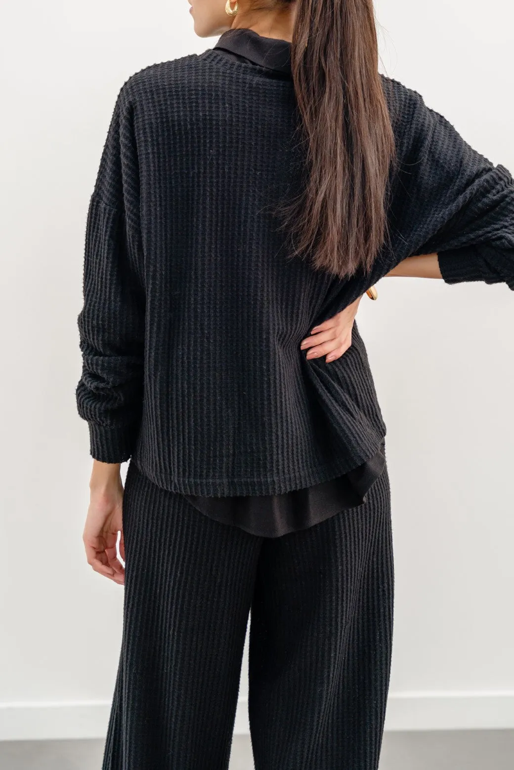 TEXTURED TOP