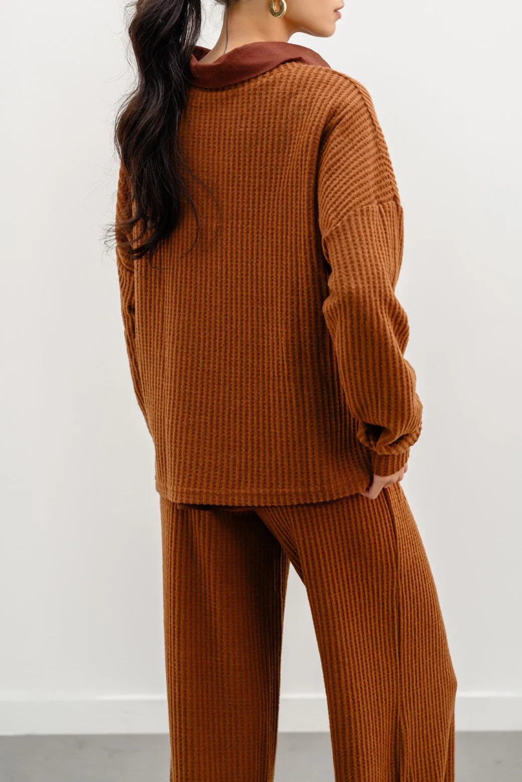 TEXTURED TOP