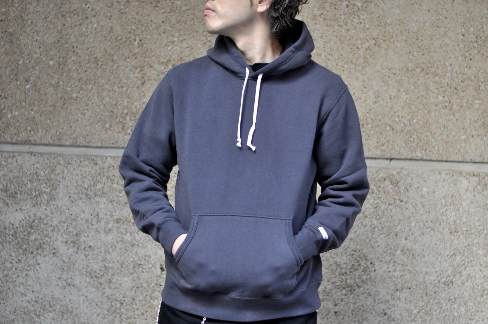 The Flat Head 11oz Loopwheeled Pull-Over (Black)