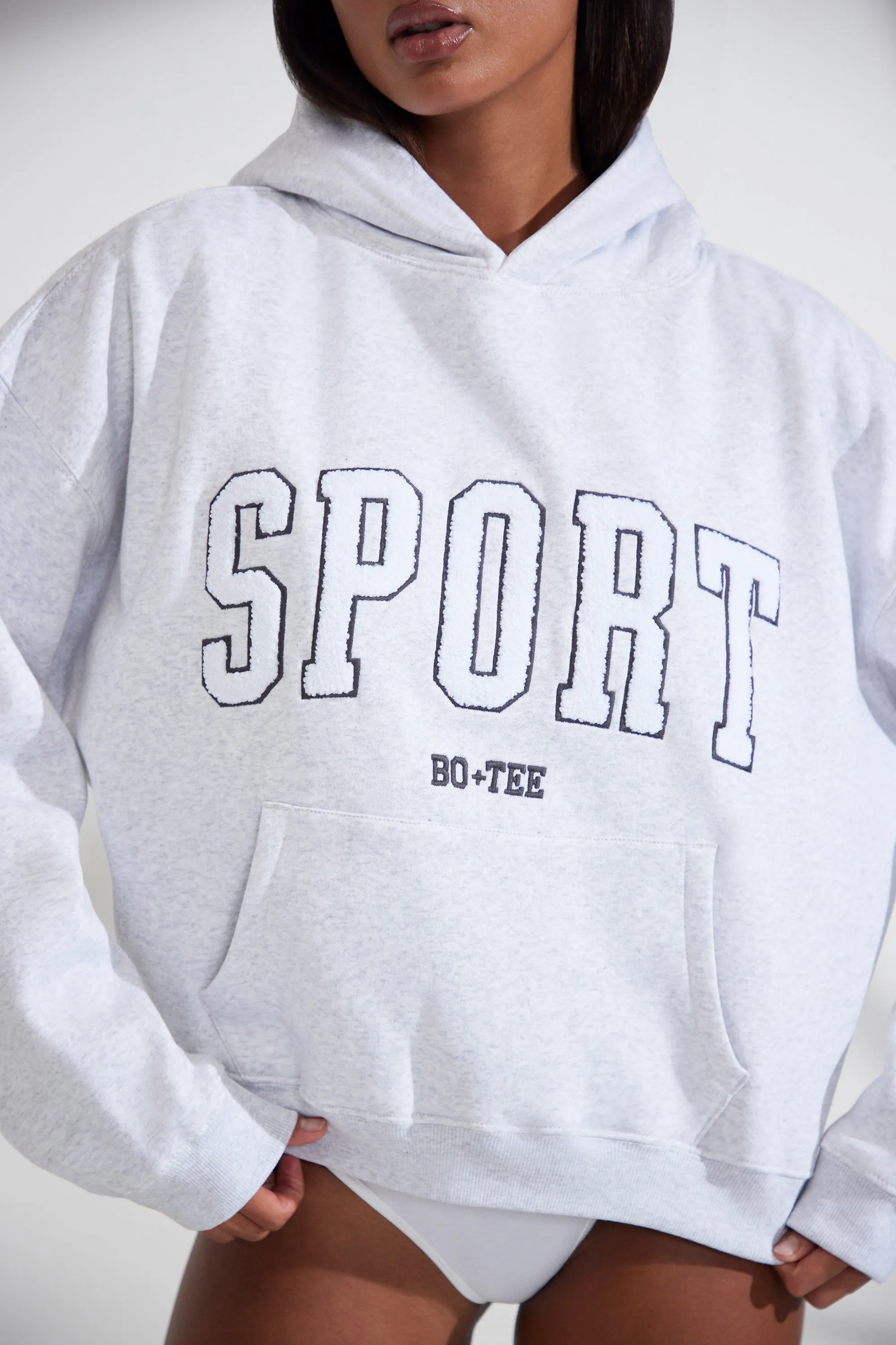 Varsity - Oversized Hooded Sweatshirt in Heather Grey