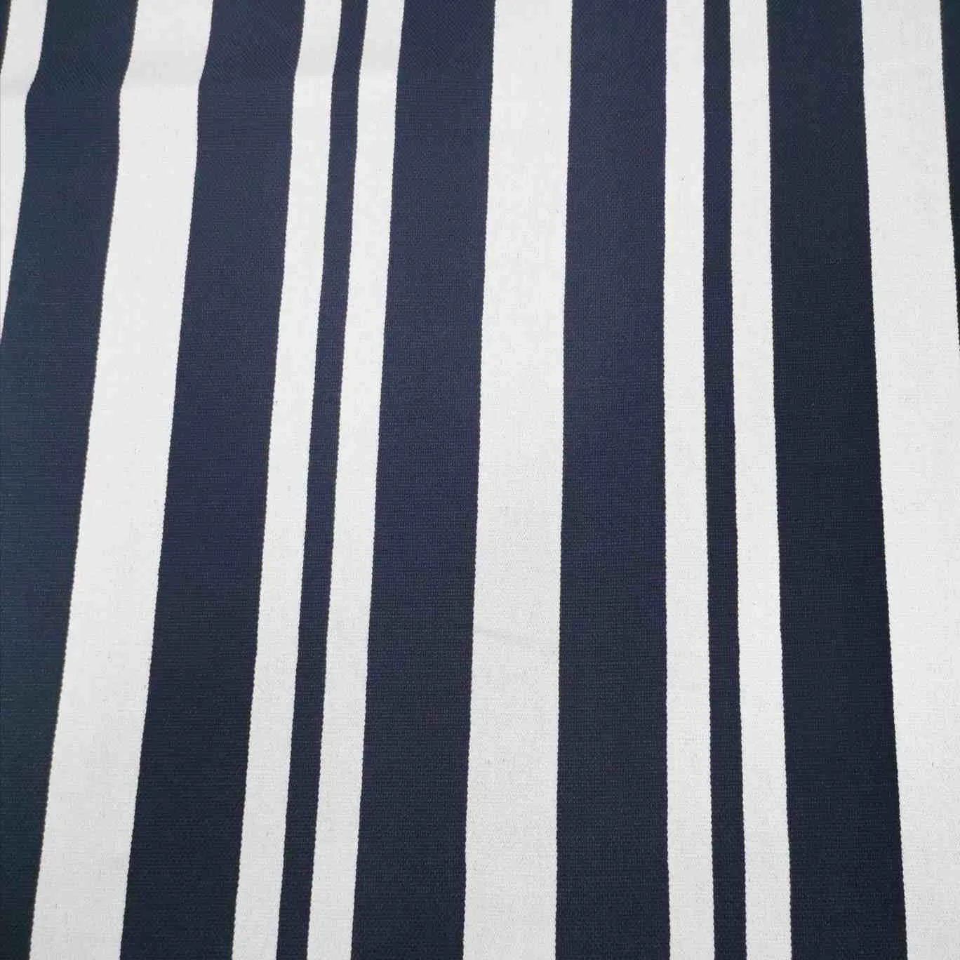 Voyager in Navy, Linen Cotton Twill