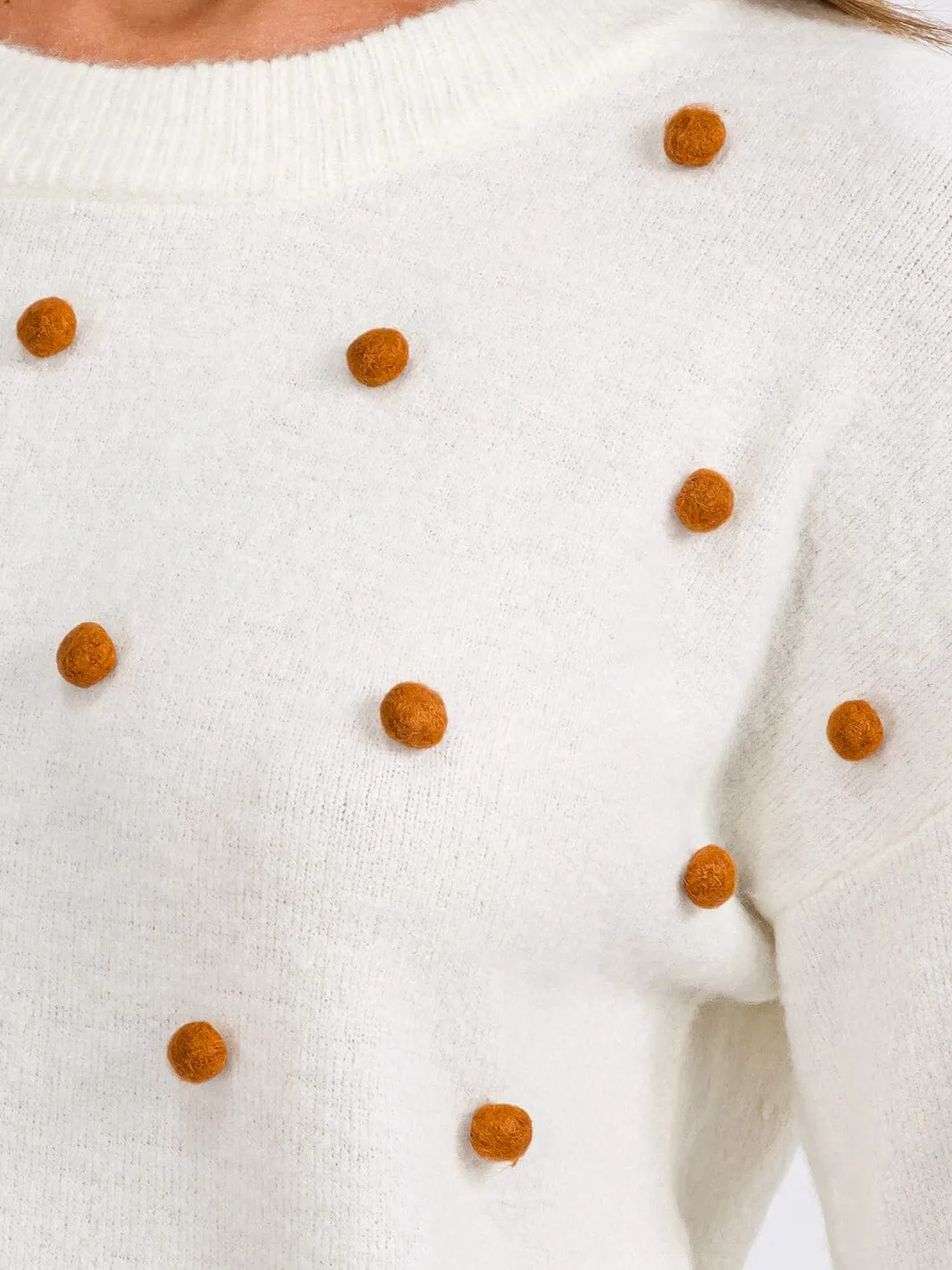 WOMEN'S LONG SLEEVE POM POM DETAILED PULLOVER SWEATER
